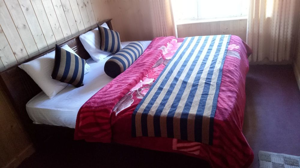 Blue Moon Hotel 努沃勒埃利耶 外观 照片
