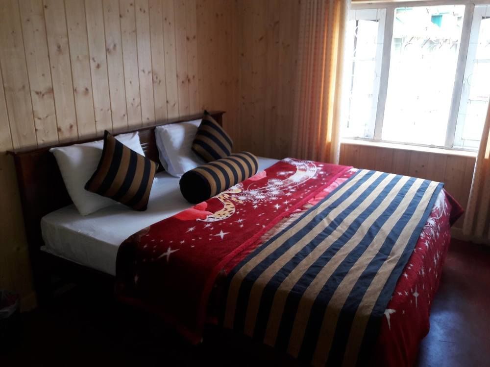 Blue Moon Hotel 努沃勒埃利耶 外观 照片