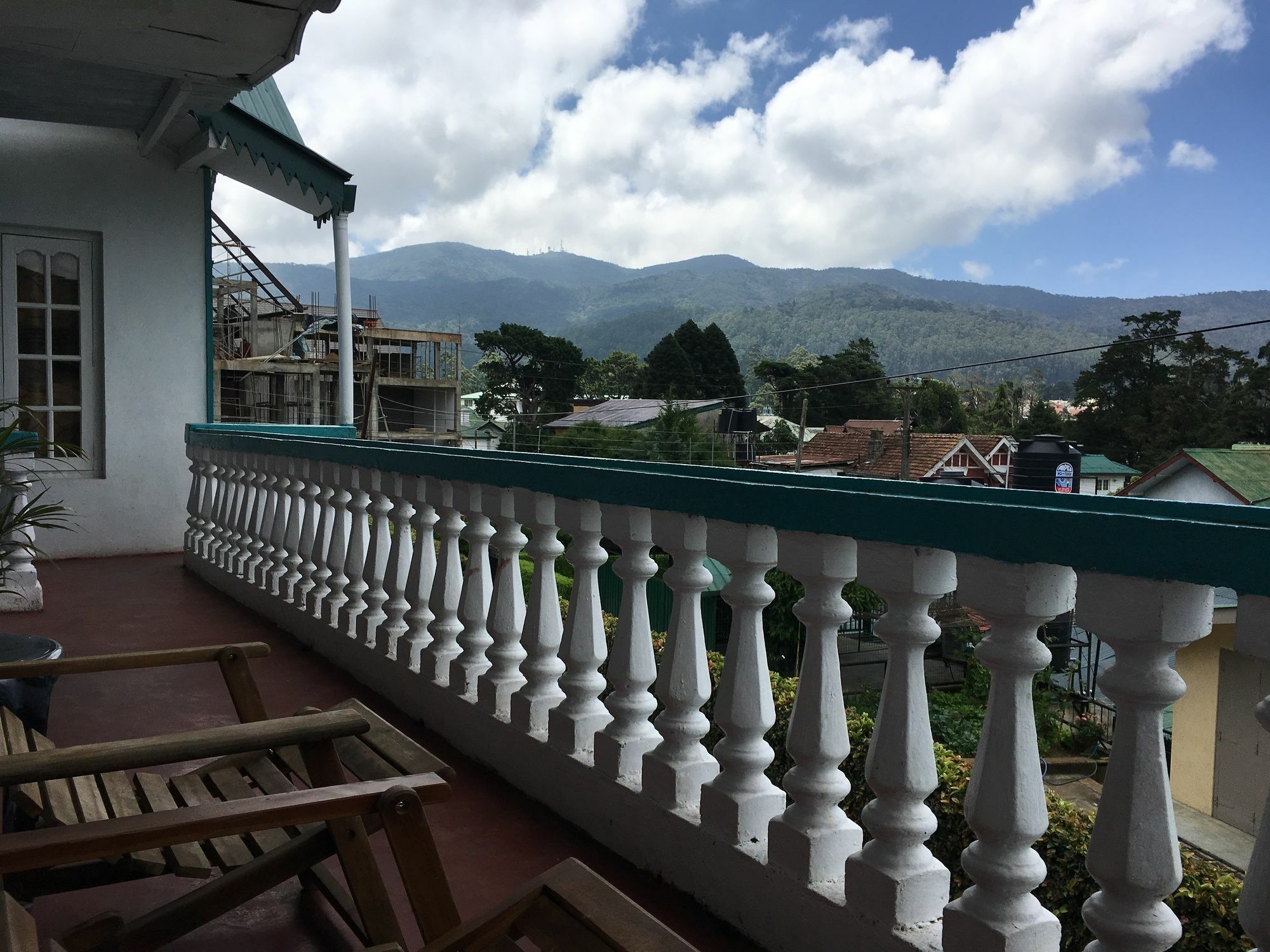 Blue Moon Hotel 努沃勒埃利耶 外观 照片